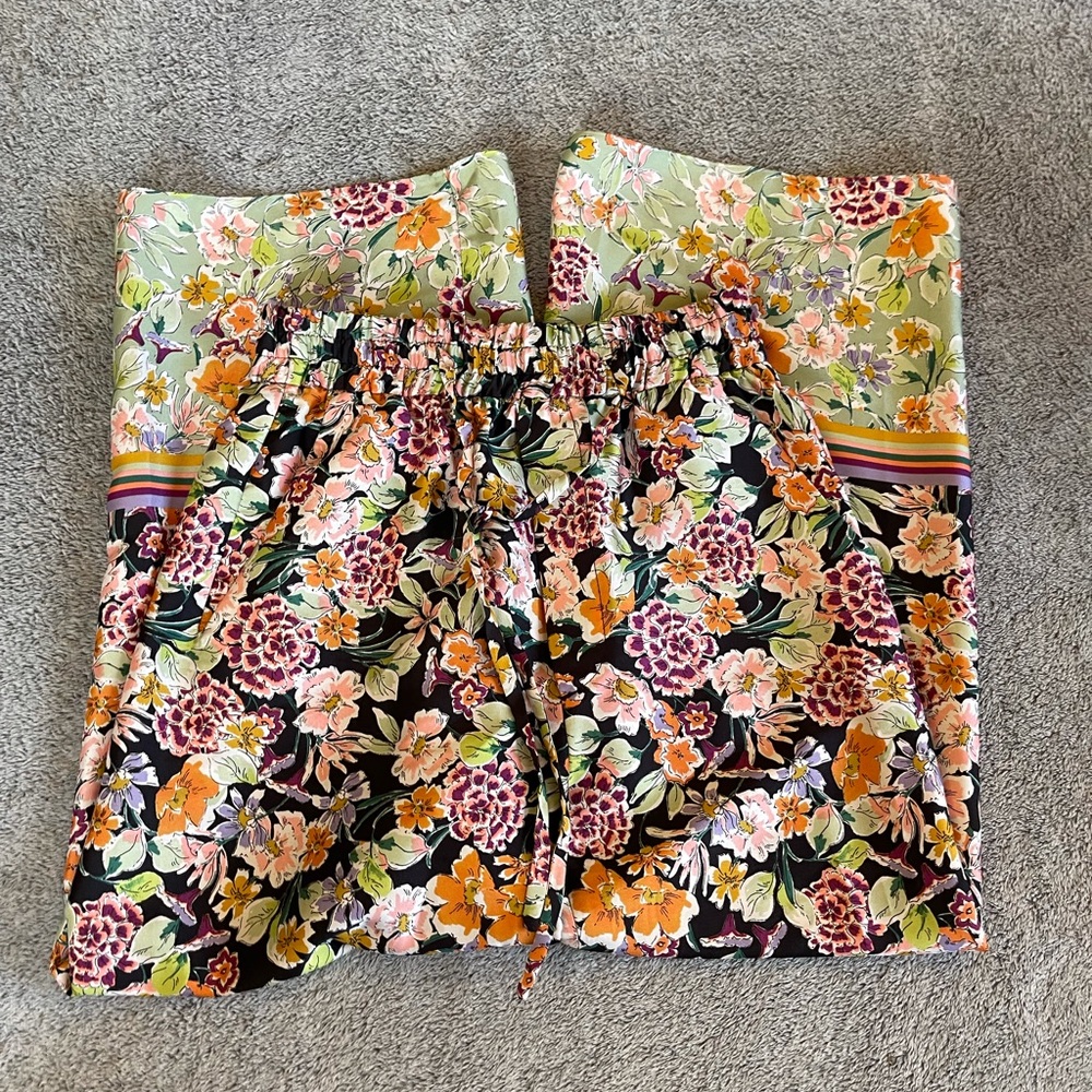 Zara High Rise Wide Leg Floral Silky Pants